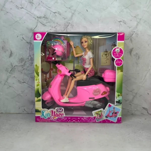 Barbie con moto